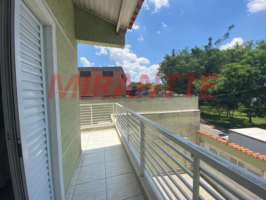 Sobrado de 190m² com 4 quartos em Jardim Japão