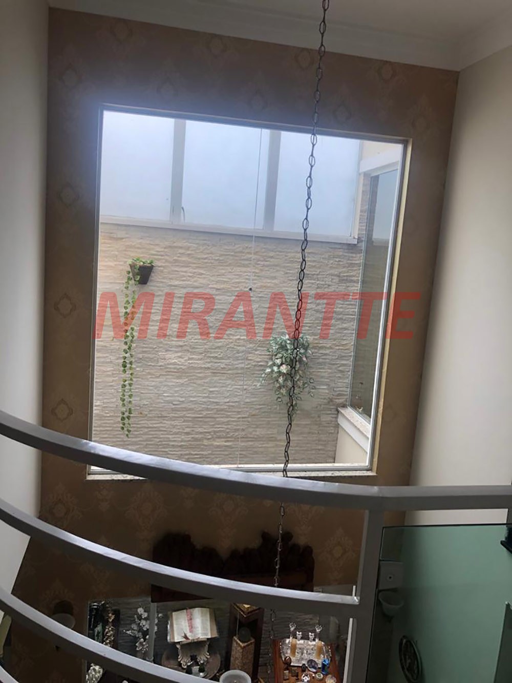 Sobrado de 330m² com 4 quartos em Jardim Virginia