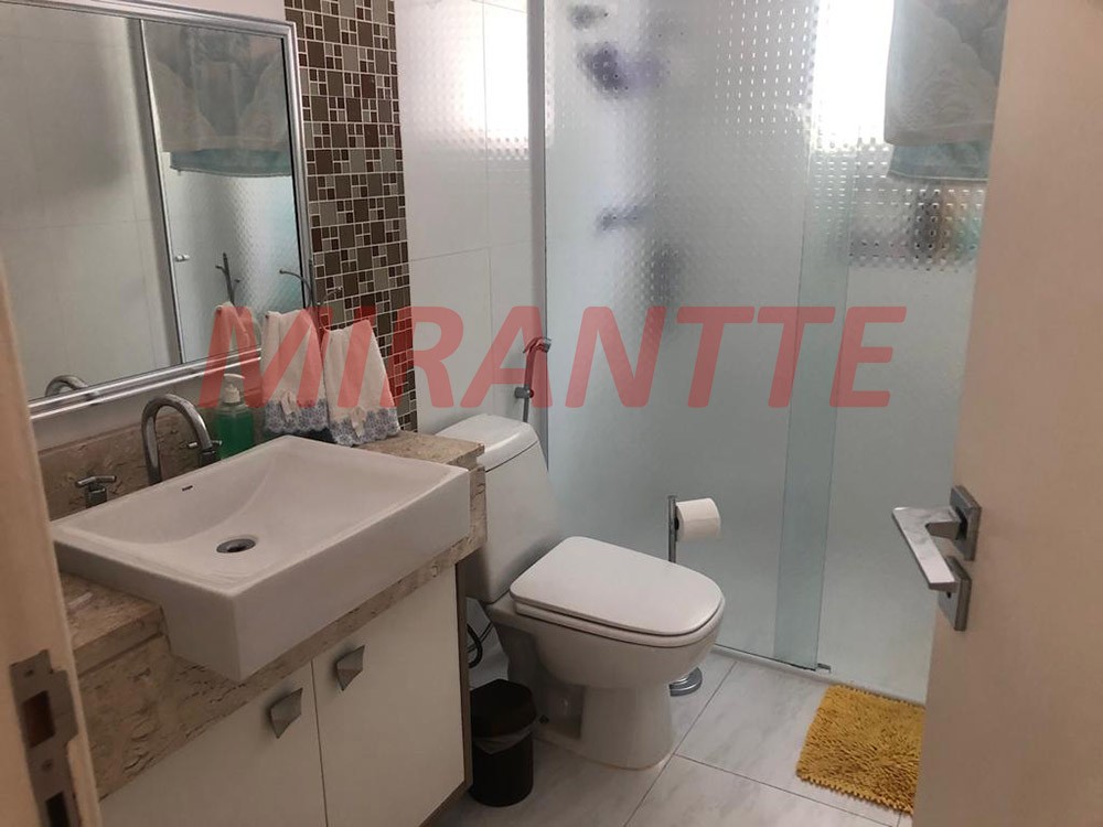 Sobrado de 330m² com 4 quartos em Jardim Virginia
