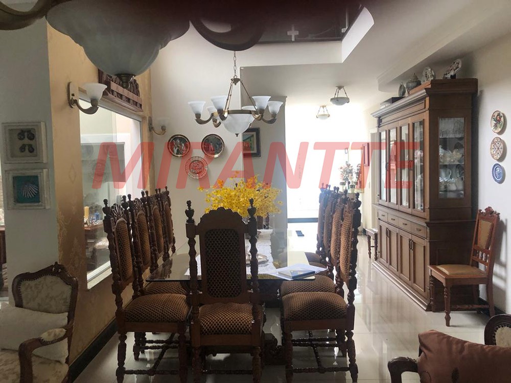Sobrado de 330m² com 4 quartos em Jardim Virginia
