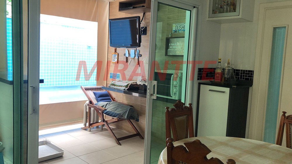 Sobrado de 330m² com 4 quartos em Jardim Virginia