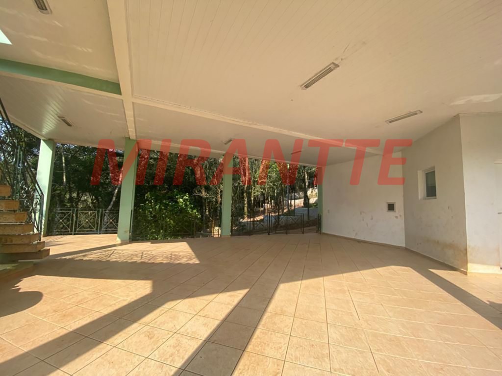 Sobrado de 325m² com 4 quartos em Serra Da Cantareira