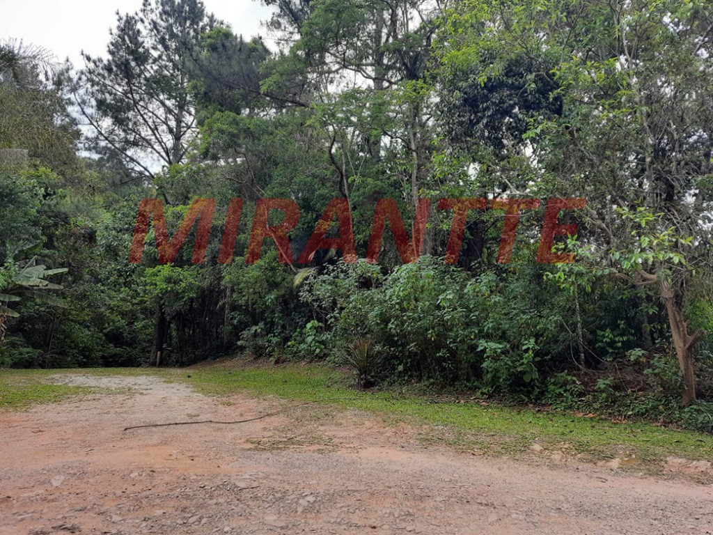 Terreno de 1100m² em Serra Da Cantareira