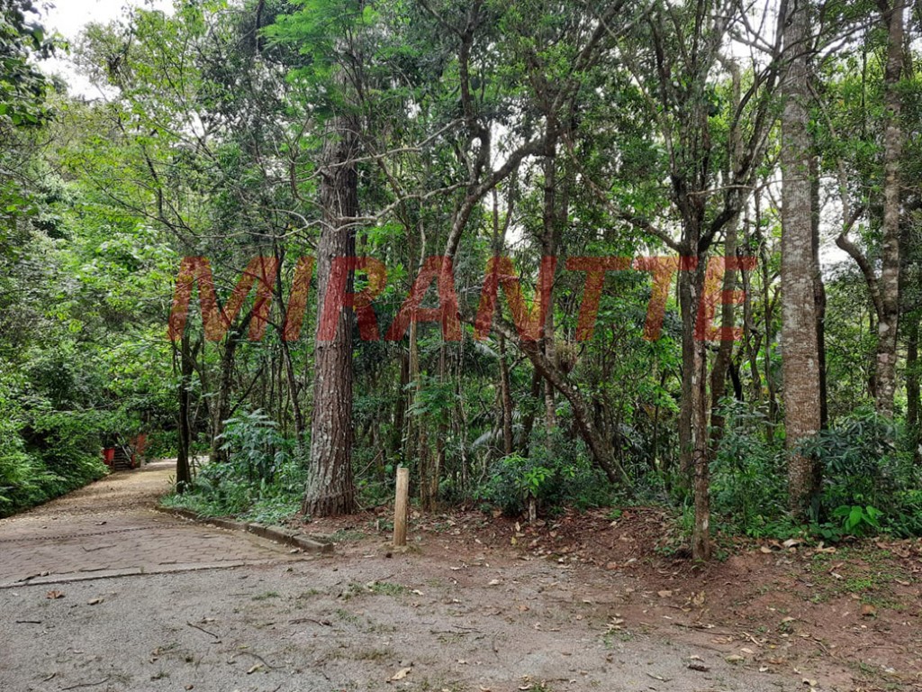 Terreno de 1100m² em Serra Da Cantareira