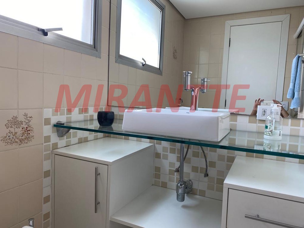 Apartamento com 4 quartos em Moema