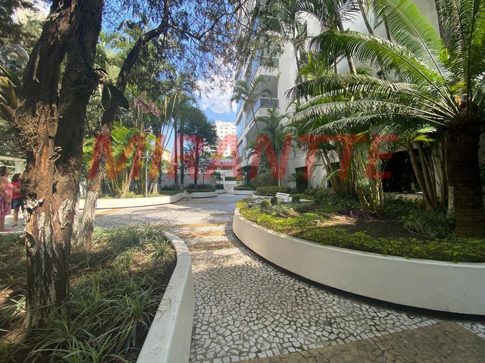 Apartamento com 4 quartos em Moema