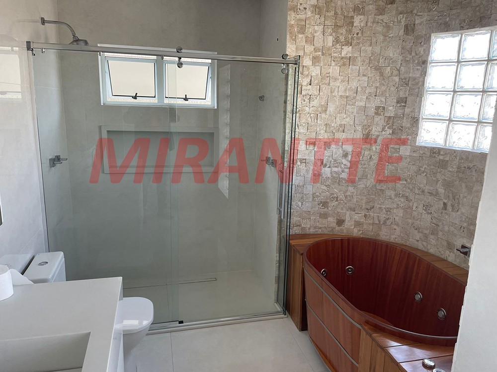 Sobrado de 294m² com 3 quartos em Jardim São Paulo