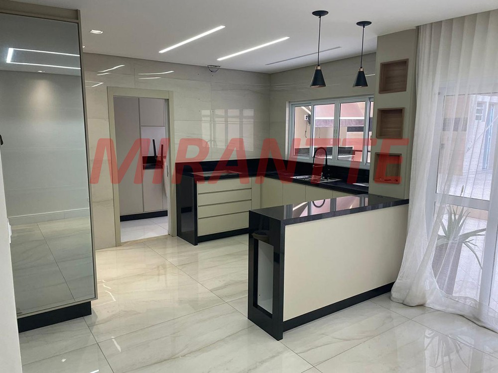 Sobrado de 294m² com 3 quartos em Jardim São Paulo