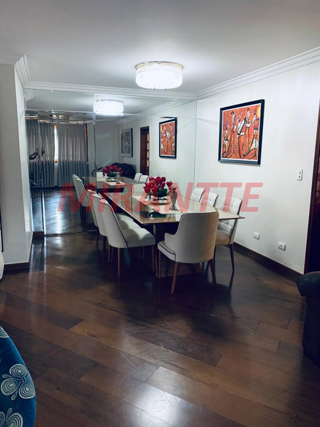 Sobrado de 704m² com 5 quartos em Serra da Cantareira