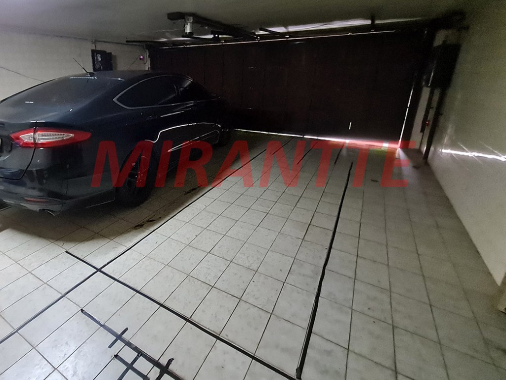 Sobrado de 443m² com 5 quartos em Caxingui