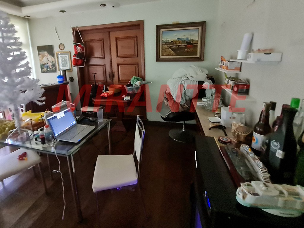 Sobrado de 443m² com 5 quartos em Caxingui
