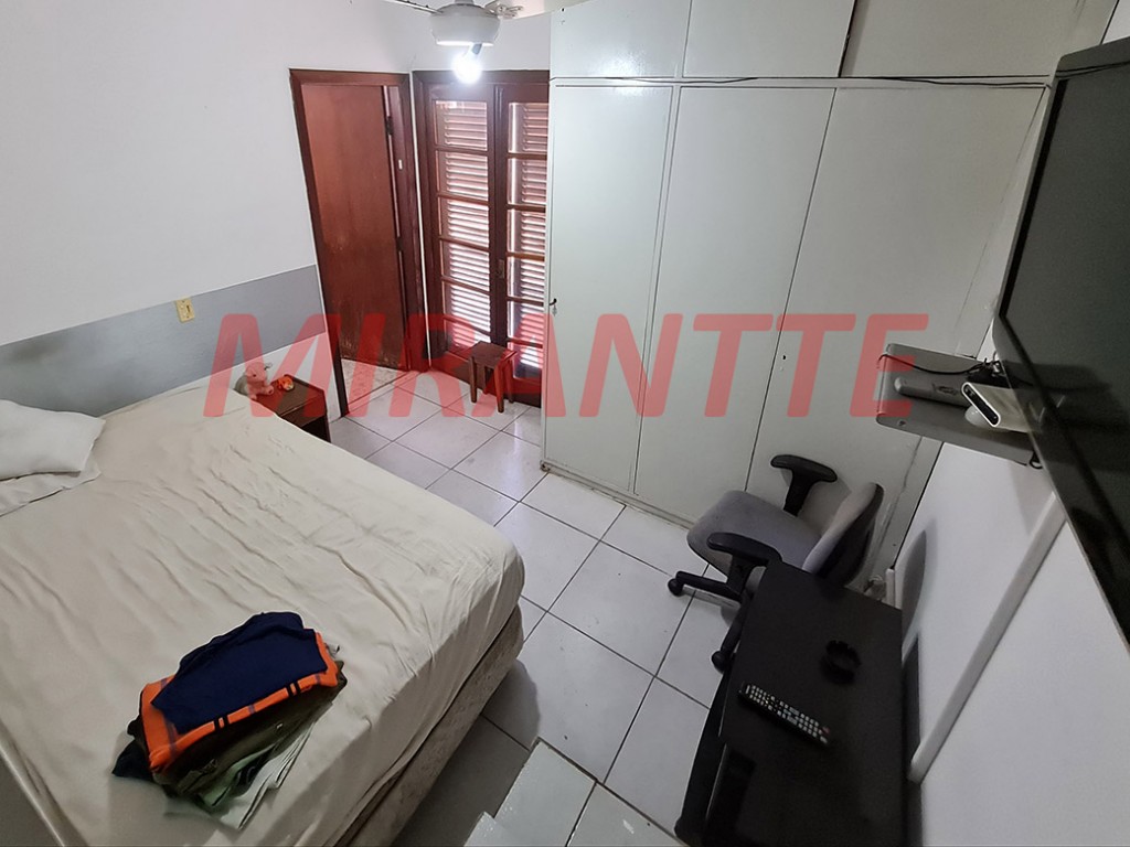 Sobrado de 443m² com 5 quartos em Caxingui