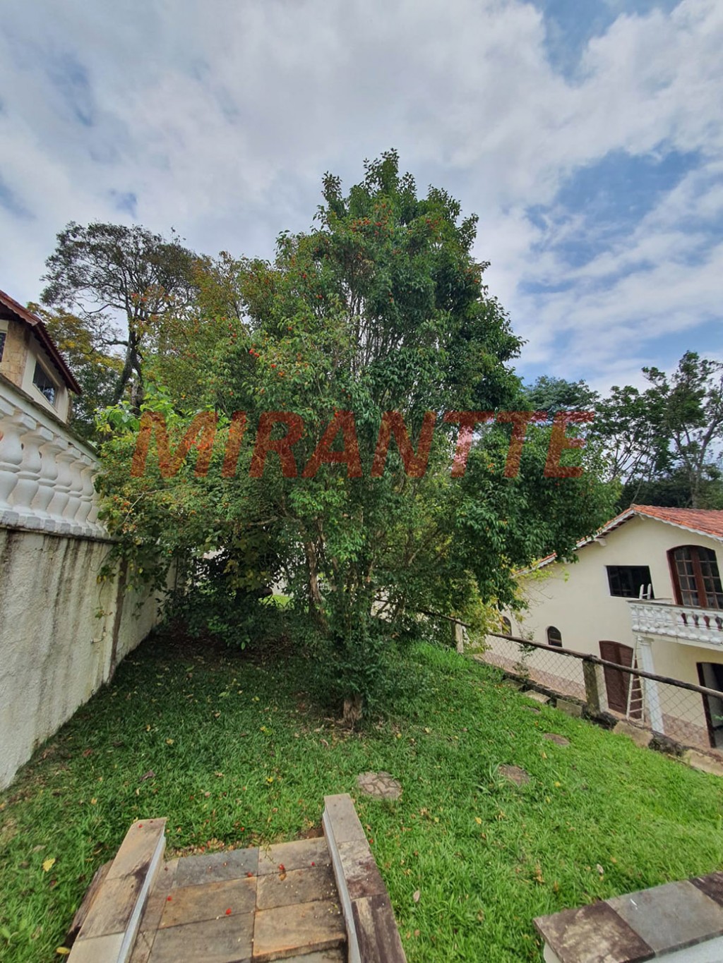 Casa terrea de 1300m² com 3 quartos em Serra Da Cantareira