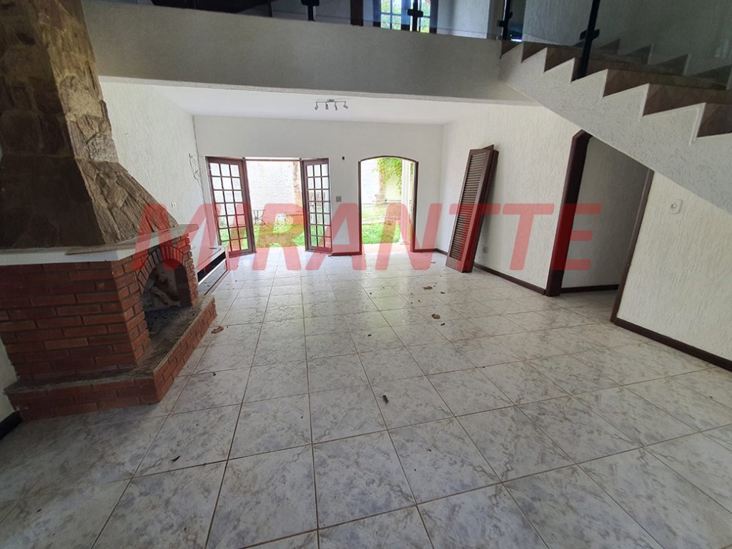 Casa terrea de 1300m² com 3 quartos em Serra Da Cantareira