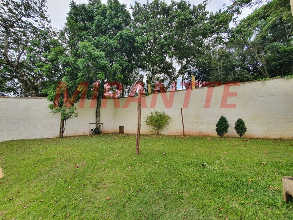 Casa terrea de 1300m² com 3 quartos em Serra Da Cantareira