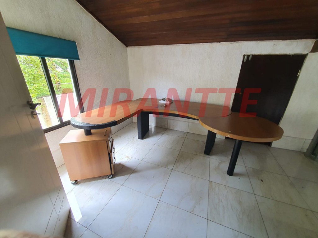 Casa terrea de 1300m² com 3 quartos em Serra Da Cantareira