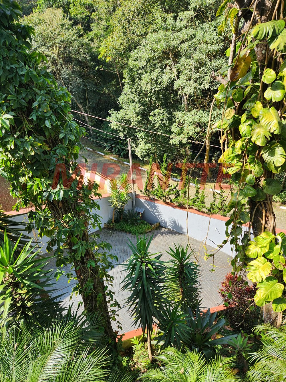 Casa terrea de 350m² com 2 quartos em Caieras