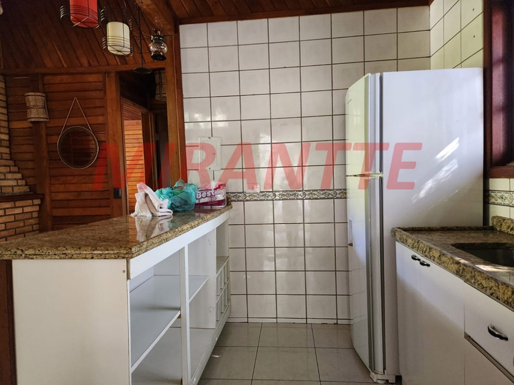 Casa terrea de 350m² com 2 quartos em Caieras