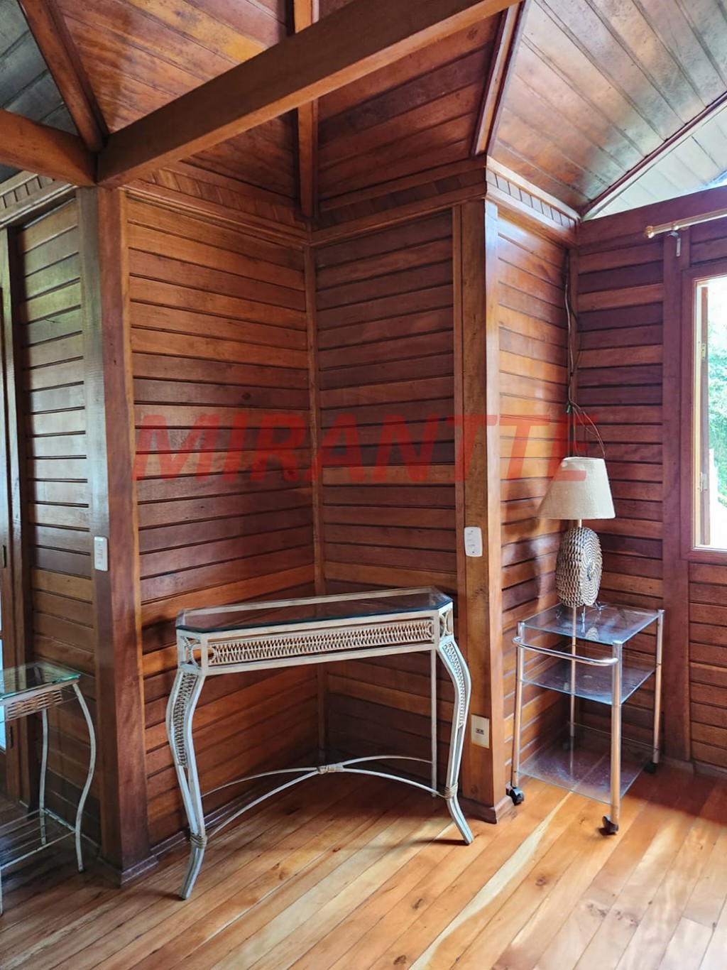 Casa terrea de 350m² com 2 quartos em Caieras