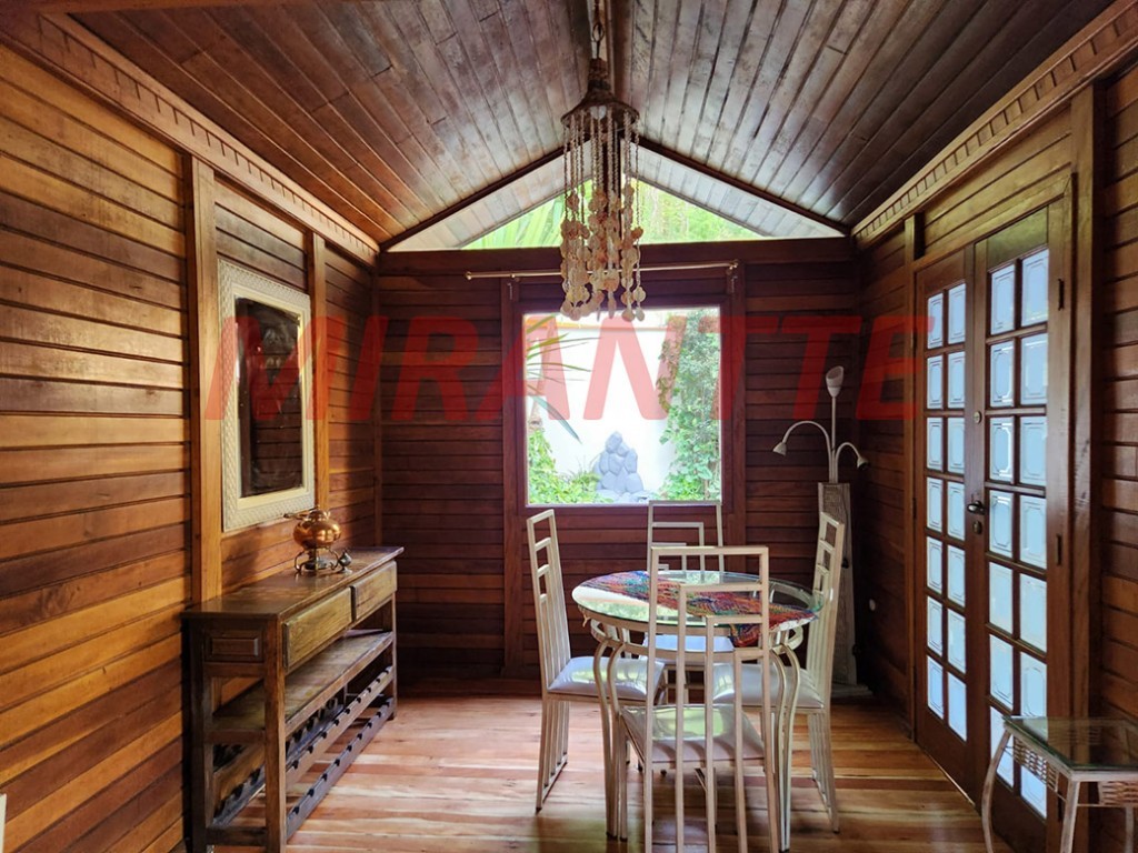 Casa terrea de 350m² com 2 quartos em Caieras
