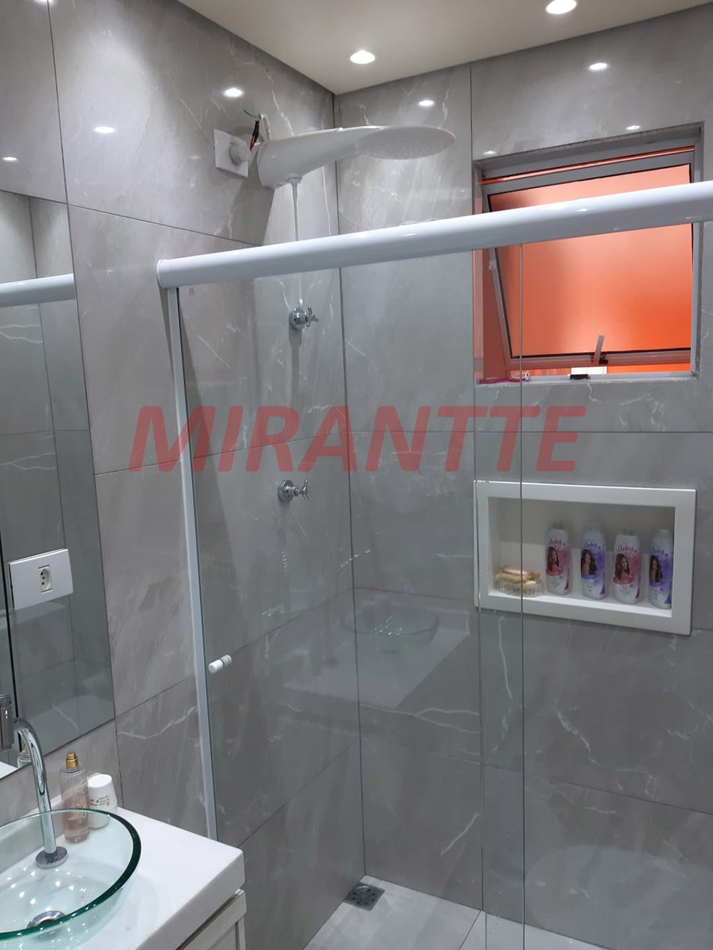 Casa terrea de 150m² com 4 quartos em Cachoeirinha