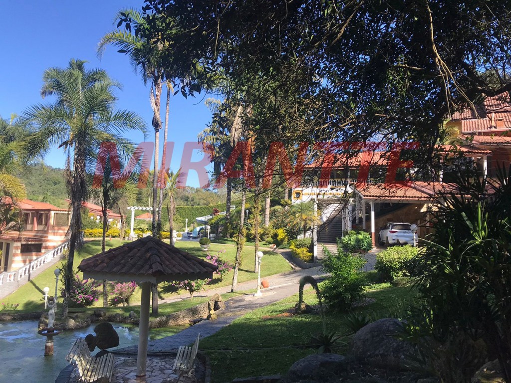 Casa terrea de 1000m² com 5 quartos em Serra Da Cantareira