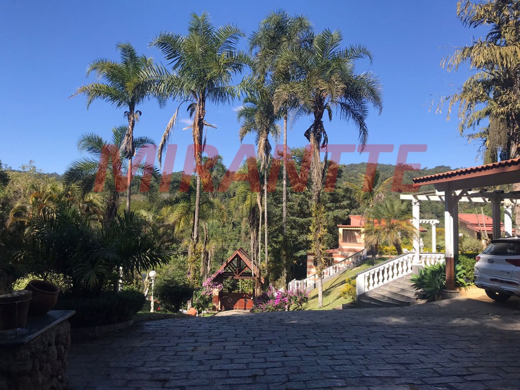 Casa terrea de 1000m² com 5 quartos em Serra Da Cantareira