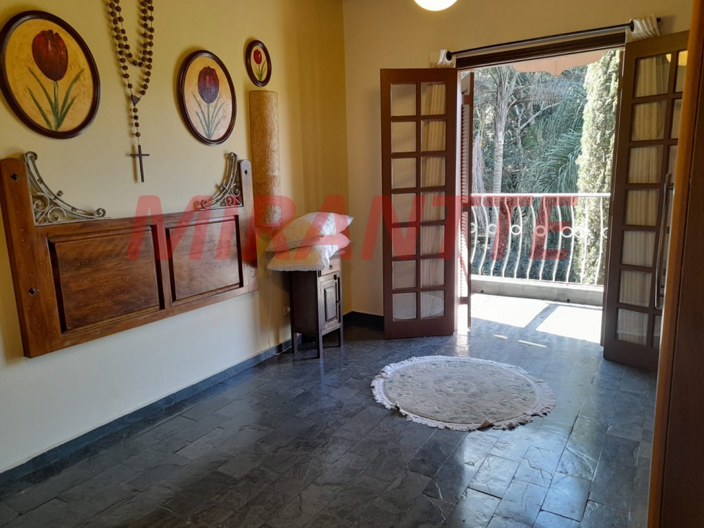 Casa terrea de 1000m² com 5 quartos em Serra Da Cantareira