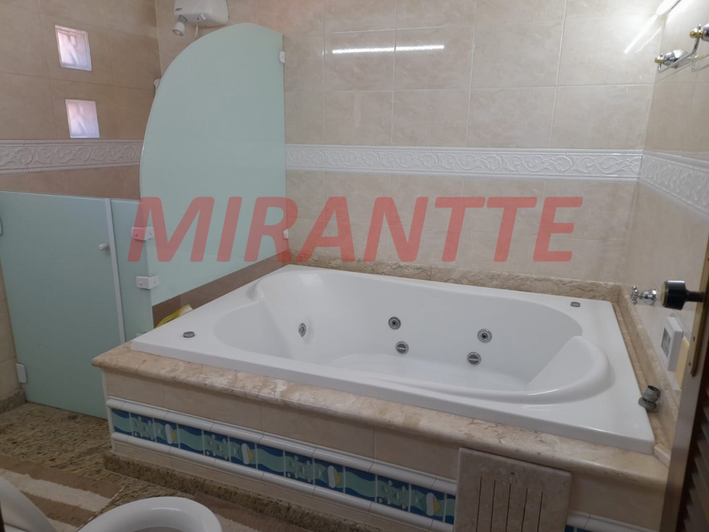 Casa terrea de 1000m² com 5 quartos em Serra Da Cantareira
