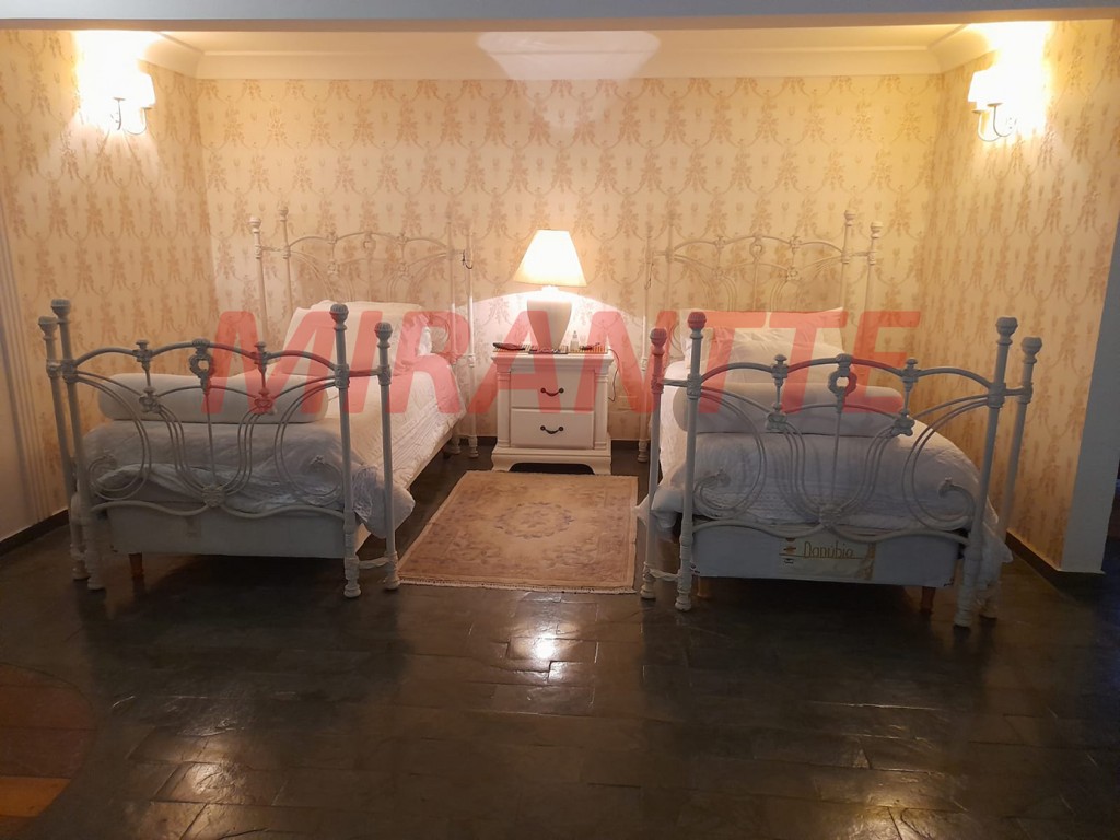 Casa terrea de 1000m² com 5 quartos em Serra Da Cantareira
