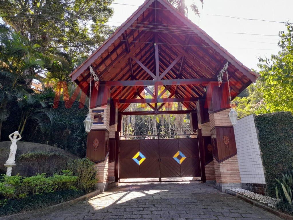 Casa terrea de 1000m² com 5 quartos em Serra Da Cantareira