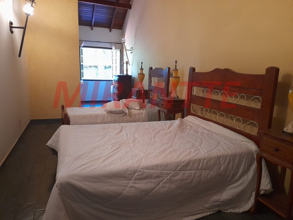 Casa terrea de 1000m² com 5 quartos em Serra Da Cantareira