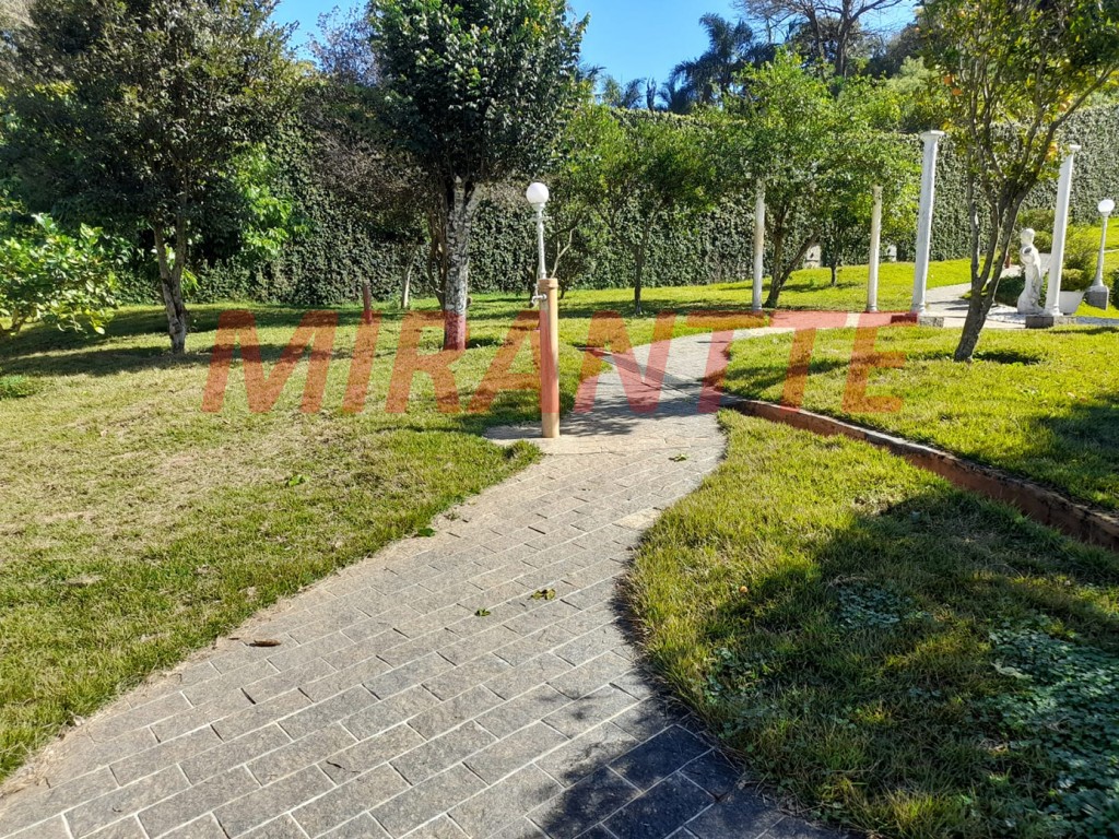 Casa terrea de 1000m² com 5 quartos em Serra Da Cantareira