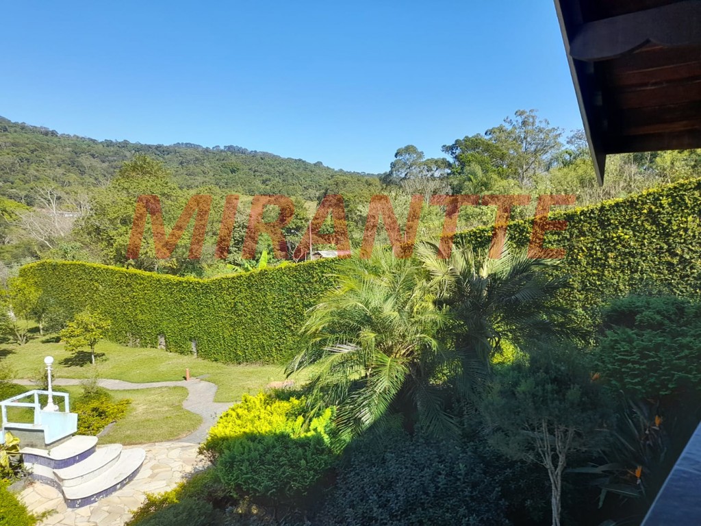 Casa terrea de 1000m² com 5 quartos em Serra Da Cantareira