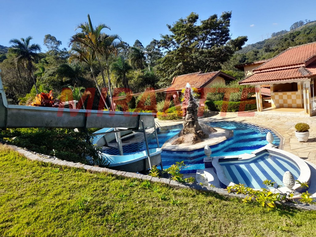 Casa terrea de 1000m² com 5 quartos em Serra Da Cantareira