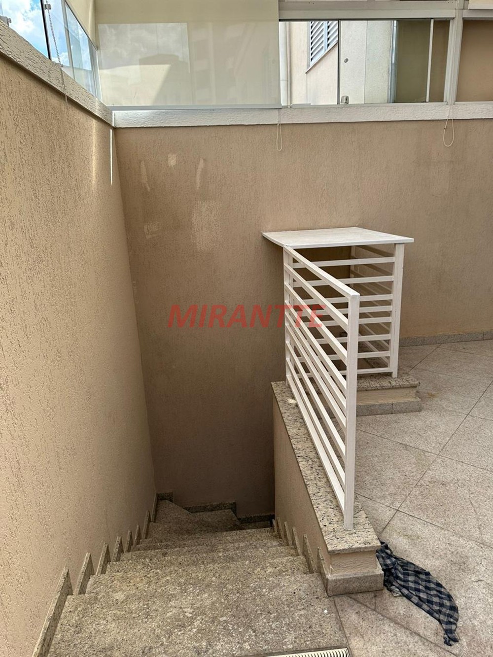 Sobrado de 300m² com 3 quartos em Jardim Paraiso