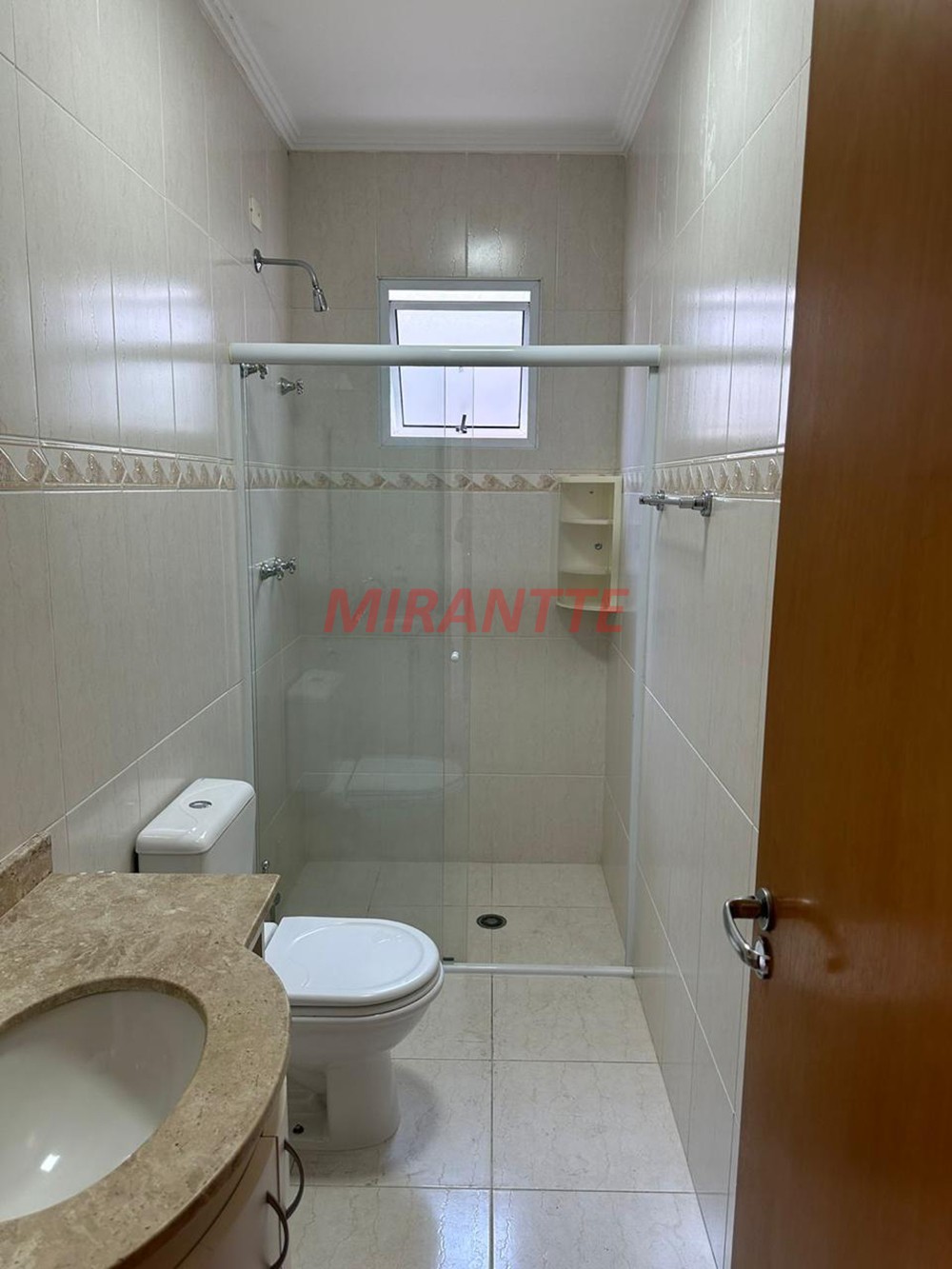 Sobrado de 300m² com 3 quartos em Jardim Paraiso