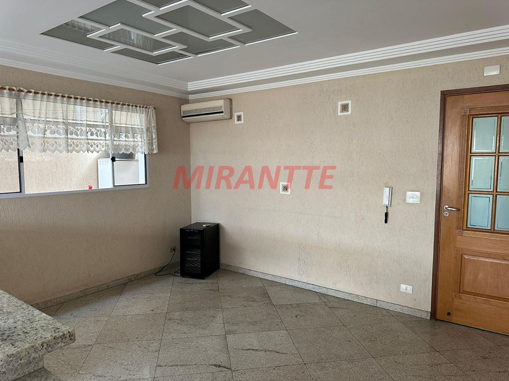 Sobrado de 300m² com 3 quartos em Jardim Paraiso