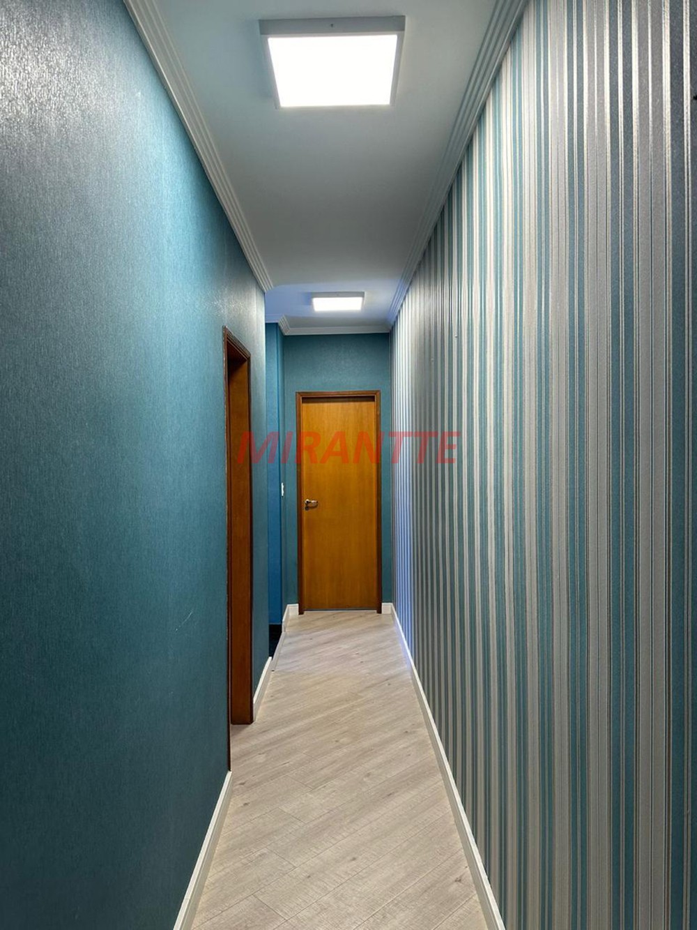 Sobrado de 300m² com 3 quartos em Jardim Paraiso