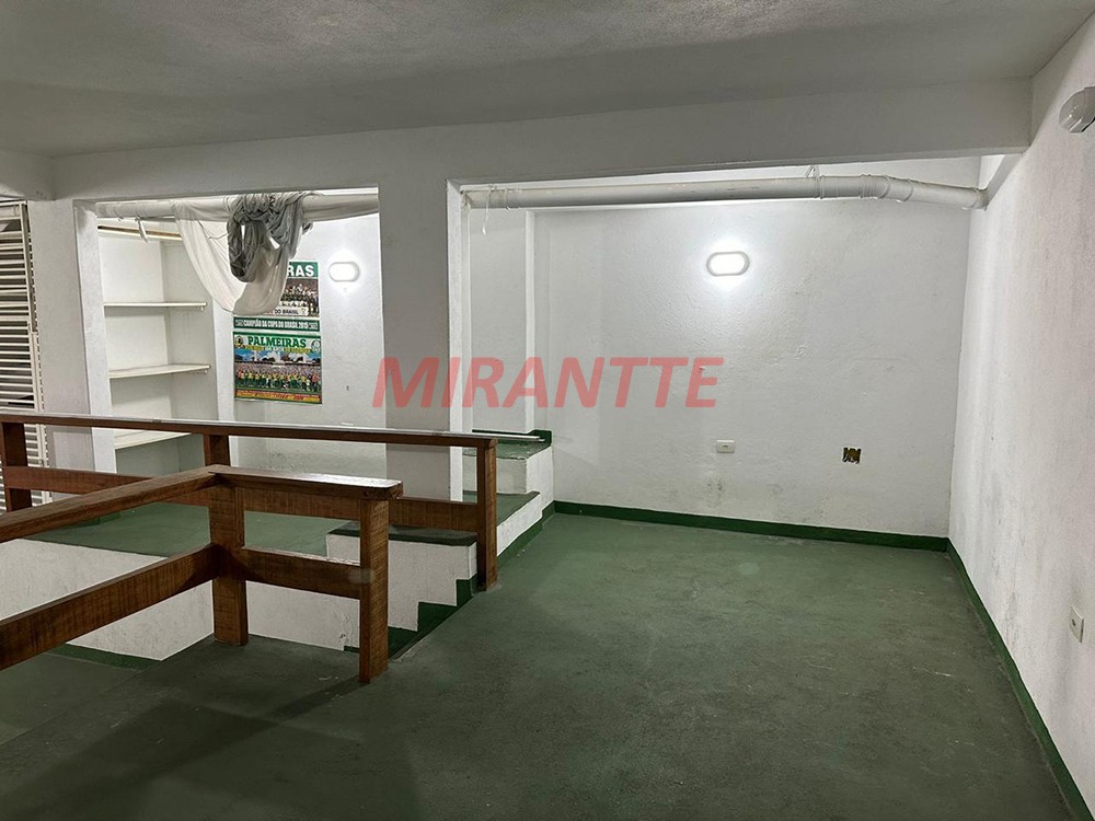 Sobrado de 300m² com 3 quartos em Jardim Paraiso