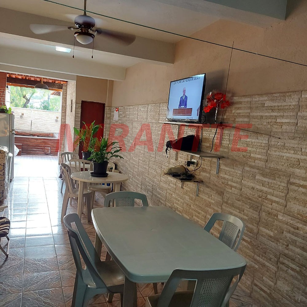 Sobrado de 90m² com 2 quartos em Jardim Jaçanã