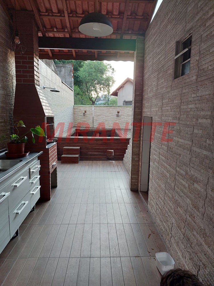 Sobrado de 90m² com 2 quartos em Jardim Jaçanã