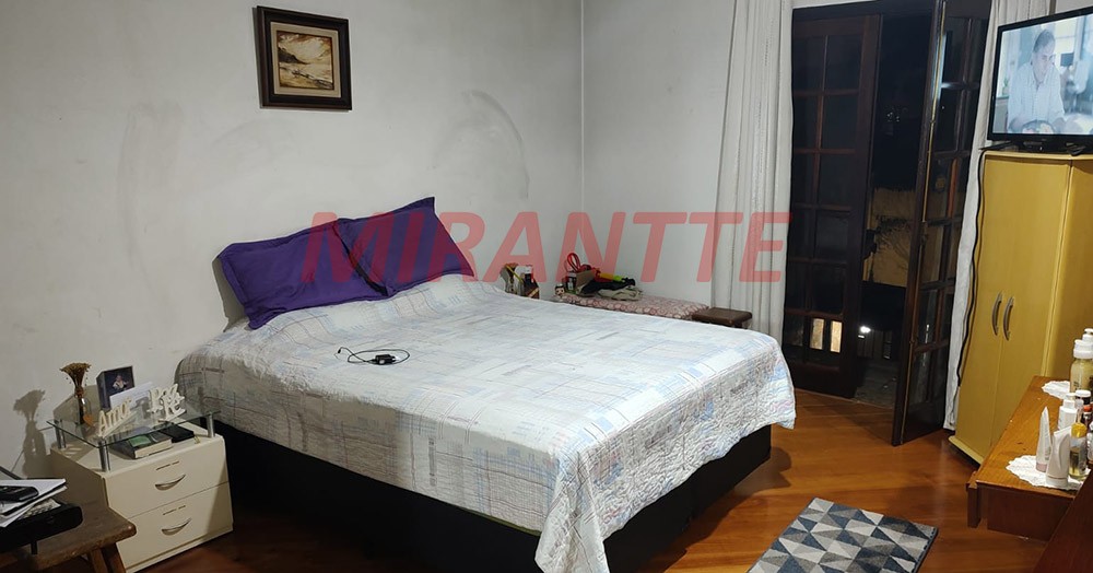 Sobrado de 200m² com 3 quartos em Jardim Guapíra