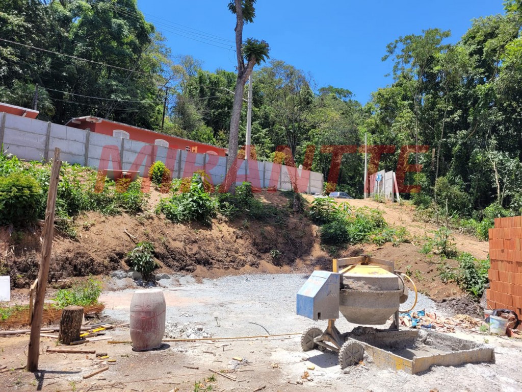 Casa terrea de 147m² com 3 quartos em Serra da Cantareira