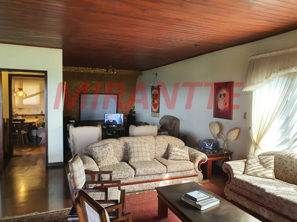 Sobrado de 886m² com 6 quartos em Serra da Cantareira