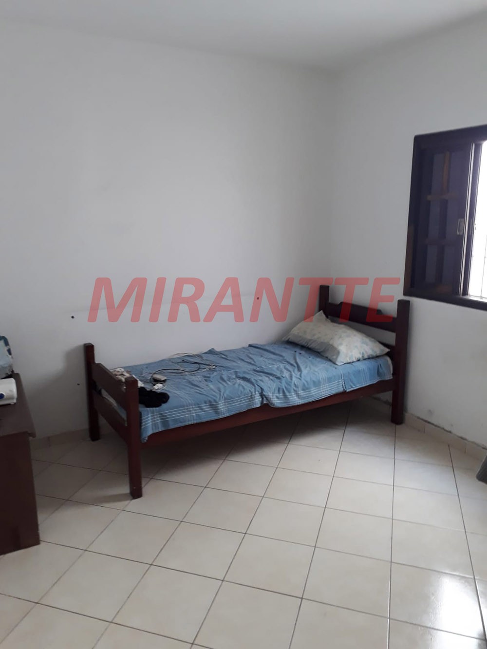Sobrado de 140m² com 4 quartos em Tremembe