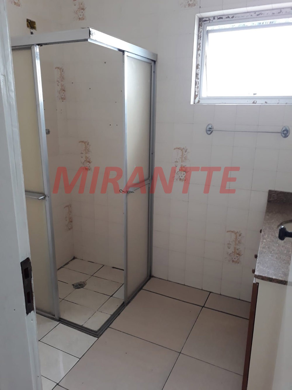Sobrado de 140m² com 4 quartos em Tremembe