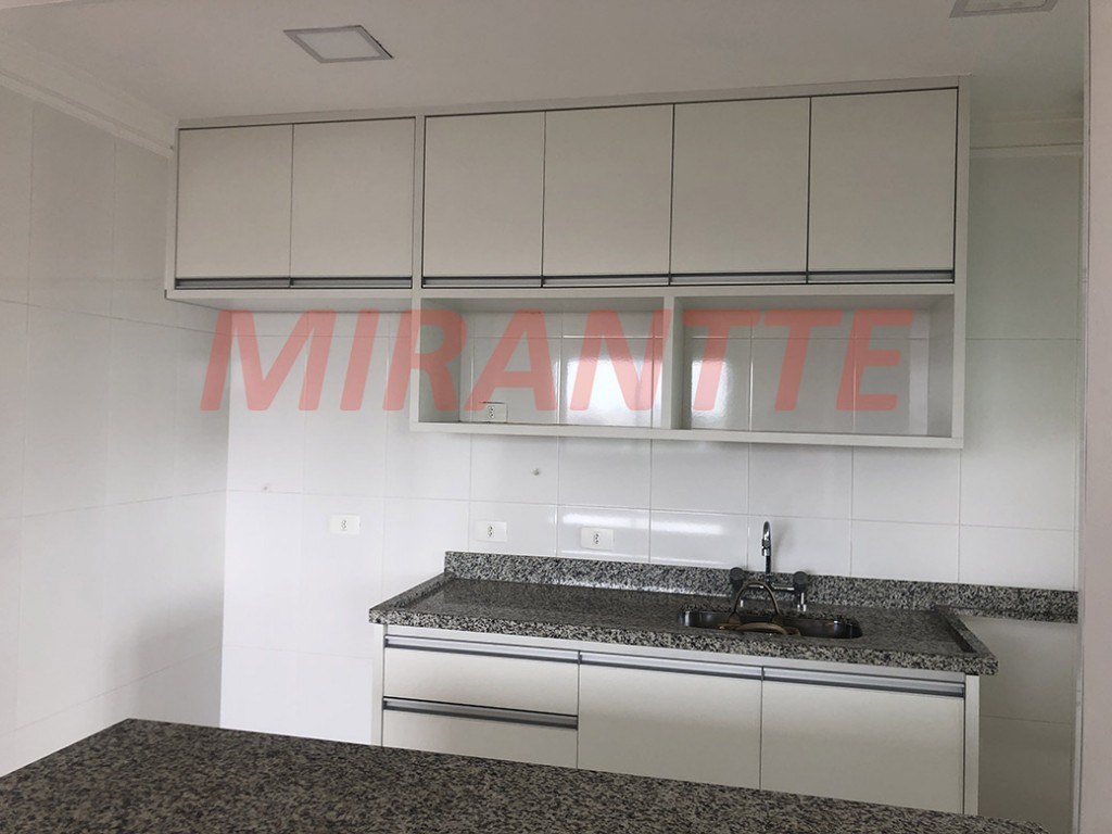Apartamento de 76m² com 2 quartos em Santana