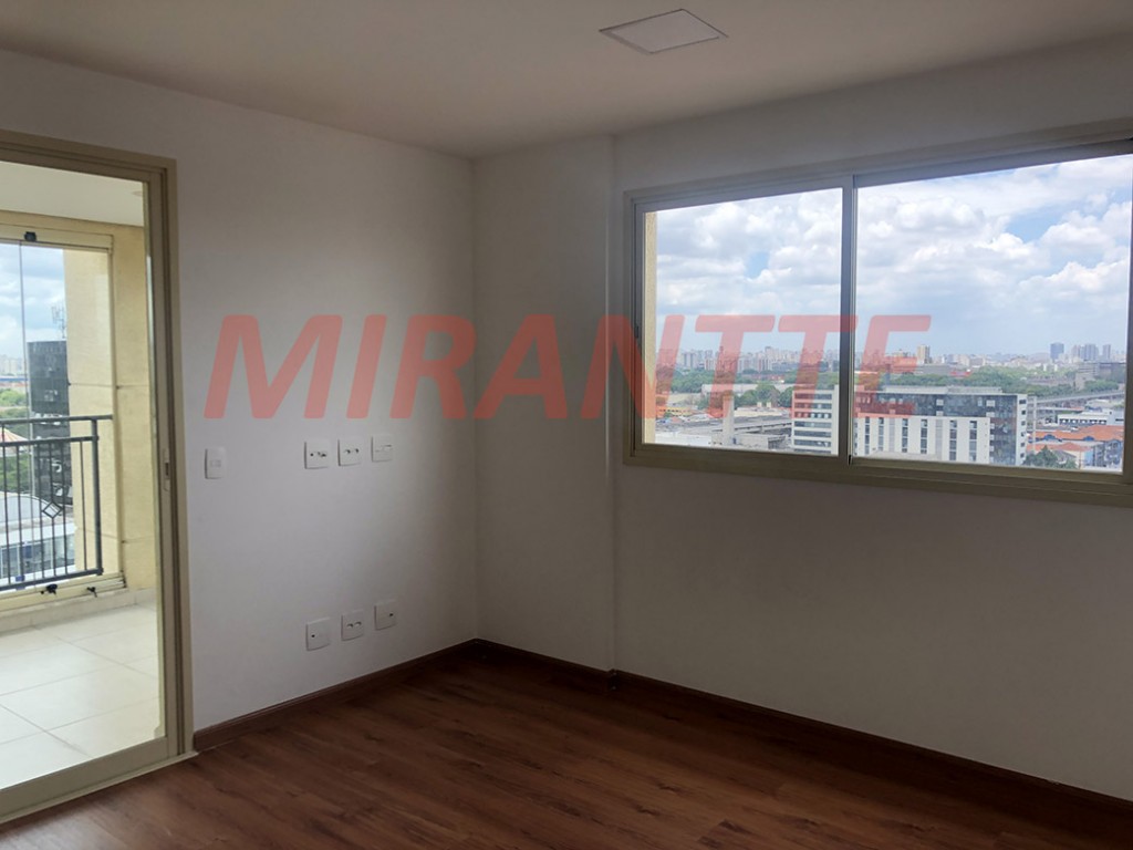 Apartamento de 76m² com 2 quartos em Santana