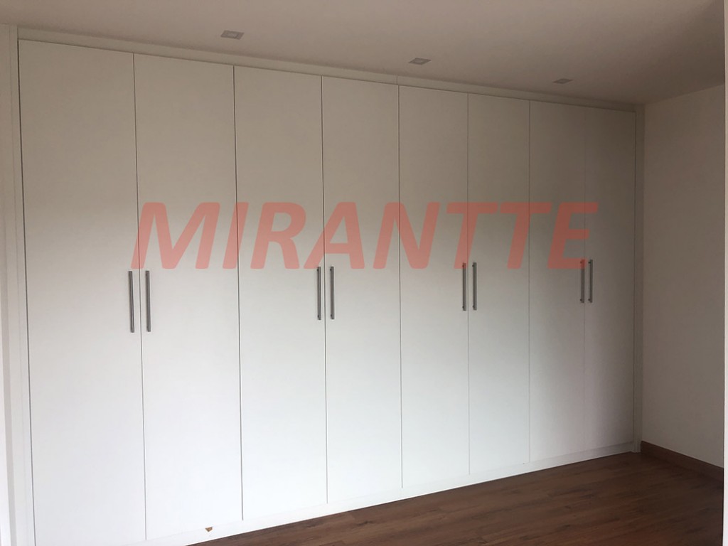 Apartamento de 76m² com 2 quartos em Santana